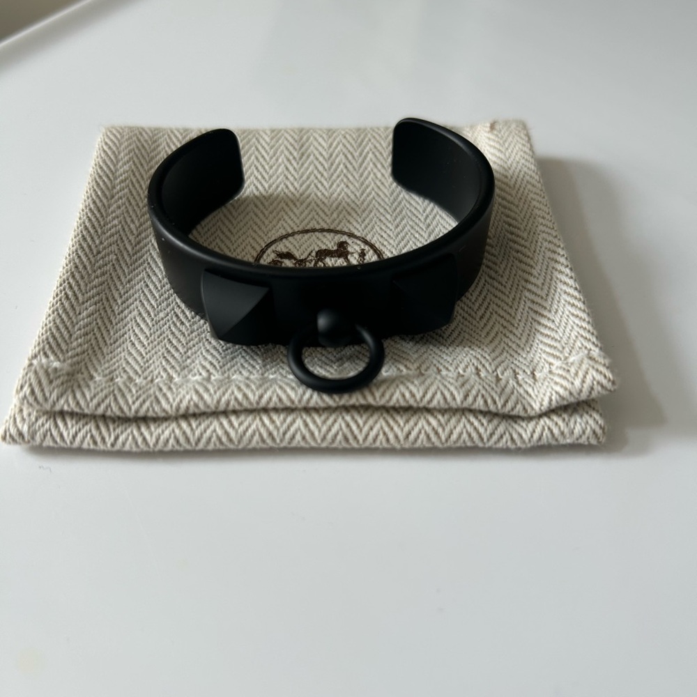 Authentic Hermes Medor Noir cuff